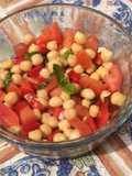 Cocina primaveral: Ensalada de garbanzos con aioli mentolado