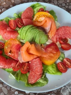 Une photo de Salade truite pamplemousse