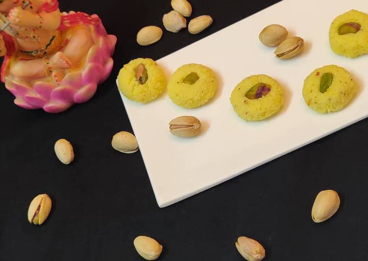 How to Prepare Perfect Kesar Pista Sandesh