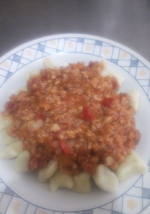 Una foto de Salsa con soja texturizada 🍝