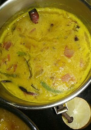A picture of Tomato daal.