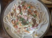 Una foto de tallarín saltado chifa