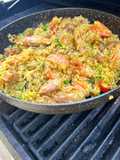 Paella di mare nel BBQ