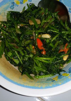 Foto resep Tumis Selada Air 🌿🍜