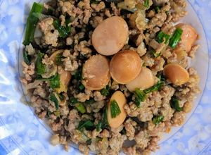 Hình của món Thịt bằm xúc xích kho.