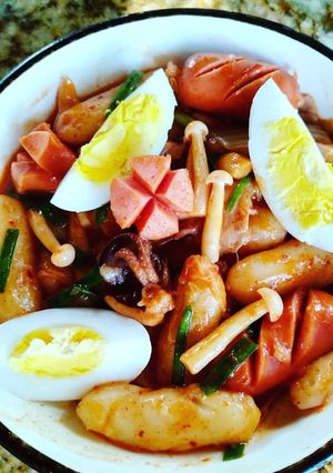 Hình của món Bánh gạo nhân phô mai tokbokki Hàn Quốc sốt cay siêu ngon ^^.