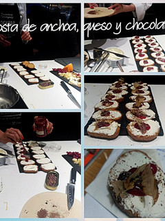 Una foto de Tosta de queso con anchoa y chocolate negro