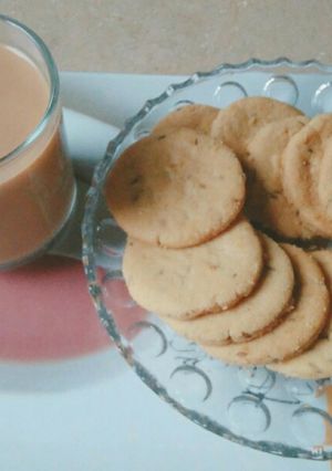 A picture of Zeera biscuits.