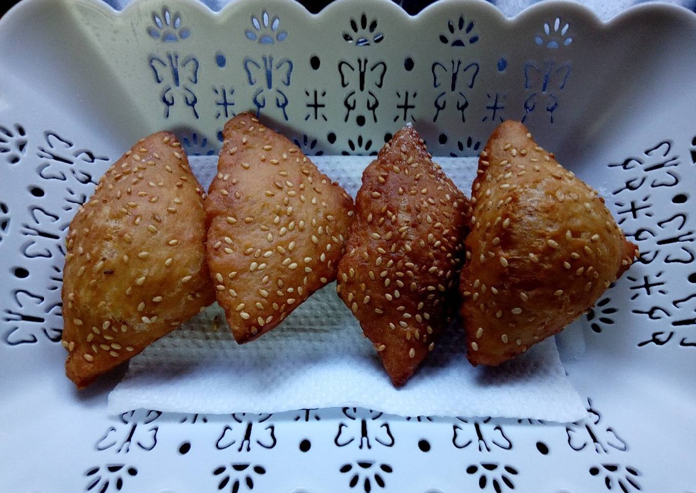 Sesame seeds Mandazi#njaanuary