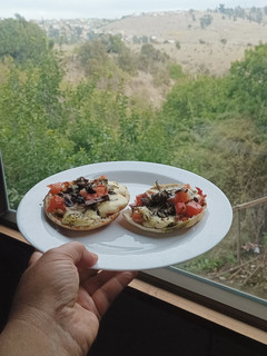 Una foto de Pizza de cochayuyo al pesto