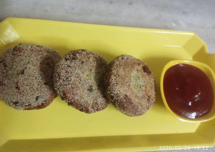 Steps to Make Quick Dal Palak Cutlet