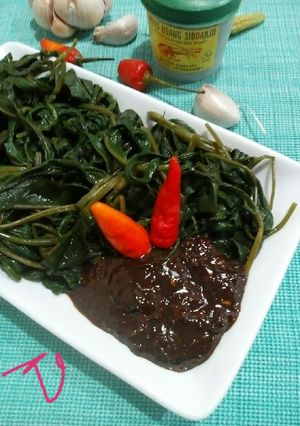 Foto resep Lutis Kangkung (kangkung rebus sambel petis)