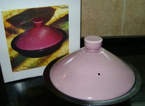 Una foto de Tajine de merluza y verduras (sano y natural) con kumel y coriandro