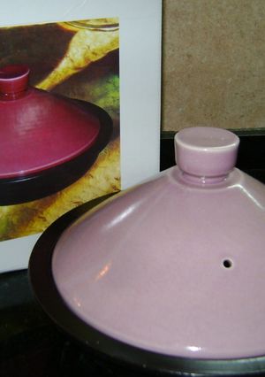 Una foto de Tajine de merluza y verduras (sano y natural) con kumel y coriandro