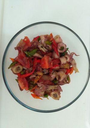 Foto resep Tumis cumi asin pedas