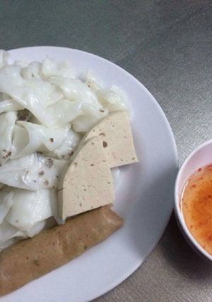 Hình của món Bánh cuốn chả.