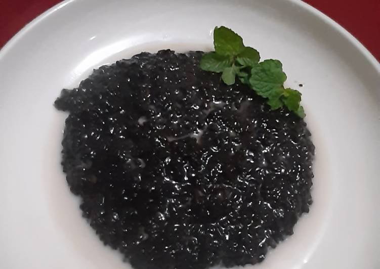 Bubur ketan hitam