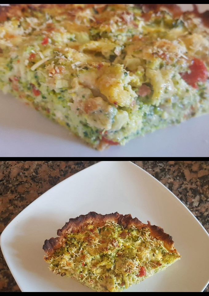 Una foto de Tarta de brócoli y morrón rojo asados