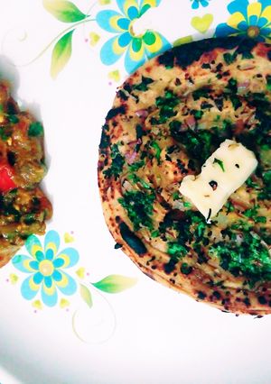 A picture of Lachha paratha.