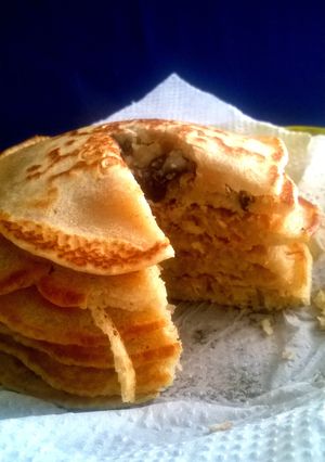 A picture of Raisins Eggless Pancakes.