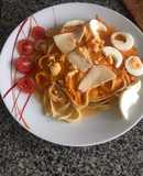 Fetuchini con salsa rosa