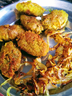 मिनी पकौड़ा (mini pakoda recipe in Hindi) रेसिपी मुख्य फोटो