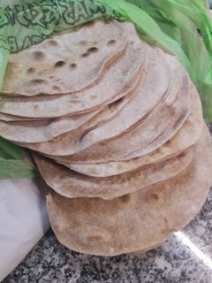 Una foto de Tortilla de harina integral para tacos, fajitas, rapiditas