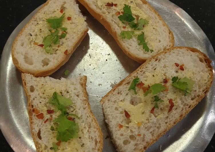 How to Prepare Super Quick Homemade Garlic bread#4 week challenge#idulfitr contest
