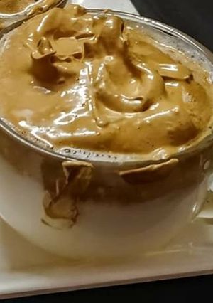 A picture of Dalgona coffee(hot version).