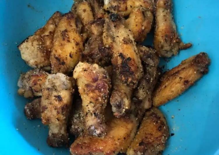 Resep Chicken wings with Parmesan, Bisa Manjain Lidah