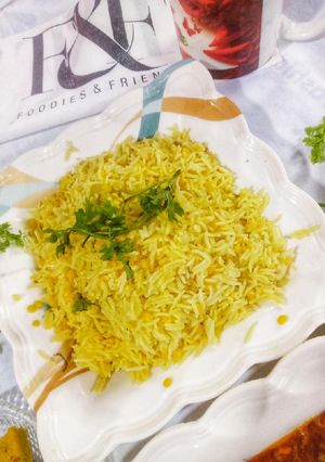 A picture of بگھارے مسور دال چاول.