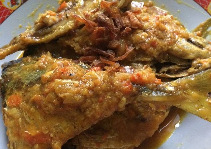 Ikan Selar Masak Kuning