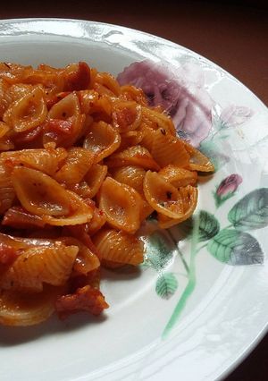 Foto resep Macaroni Shells with Tomato Sauce 