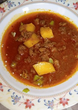 A picture of Yummy qeema aloo gravy.
