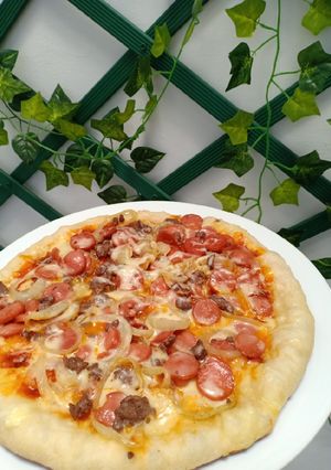 Foto resep Stuffed Crust Pizza Teflon Bolognese Homemade