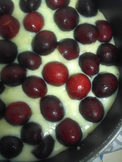 Una foto de Tarta de queso y cerezas