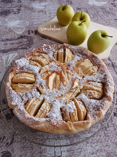 Foto di Torta di mele con pasta sfoglia