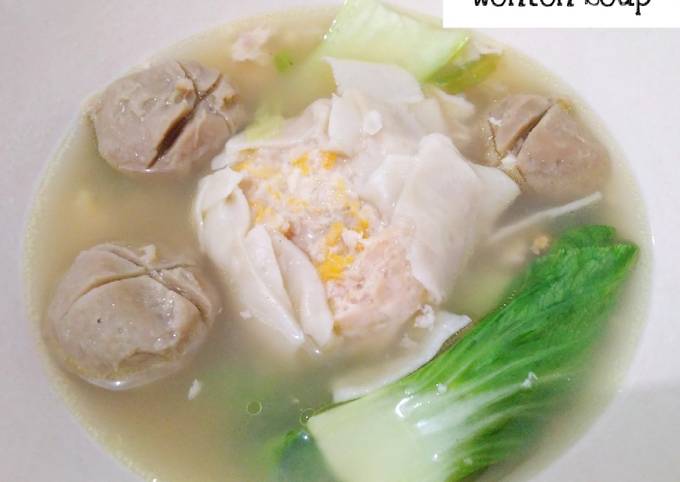 Wonton Soup (Chinese Food)