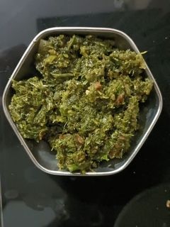 हरी चटनी (hari chutney recipe in Hindi) रेसिपी मुख्य फोटो