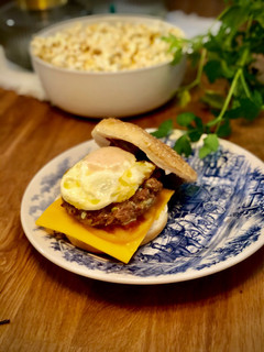 Una foto de Hamburguesa casera completa al horno