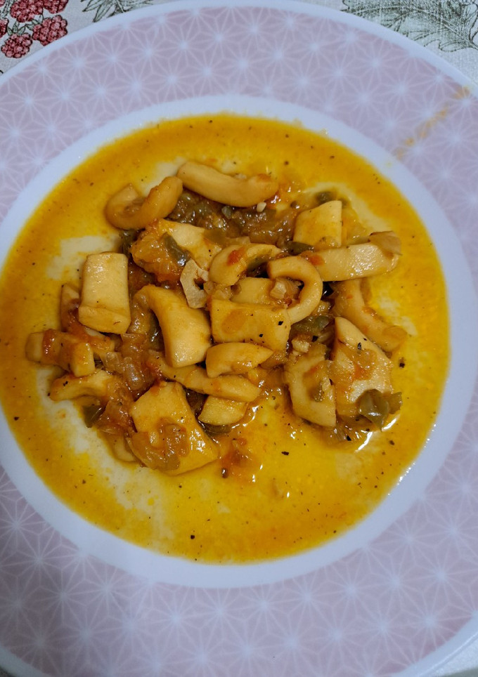 Una foto de Calamares guisados
