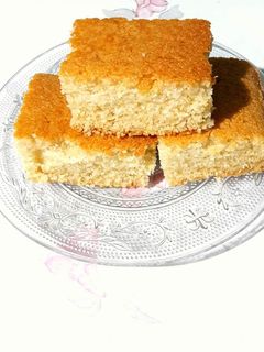 एगलेस सूजी केक इन कड़ाई (eggless suji cake in kadai recipe in Hindi) रेसिपी मुख्य फोटो