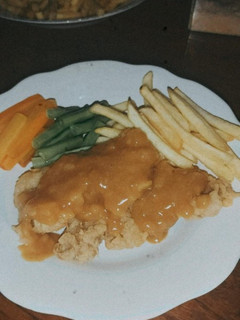 Foto resep Crispy Beef Steak with Brown Sauce