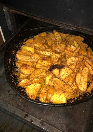 Una foto de Papas rústicas crocantes (al horno)