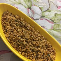 A picture of #veganrecipecontest Maharashtra special dry peanut chutney.