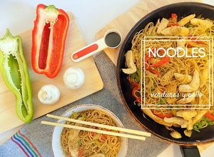 Foto principal de Noodles de verduras y pollo