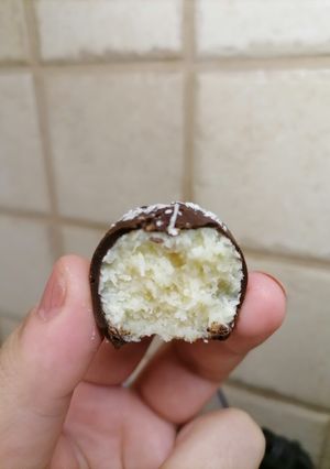 Φωτογραφία της συνταγής Τρουφάκια bounty! 🥥