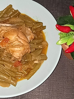 صورة لوصفة لوبيا ماشطو بالدجاج