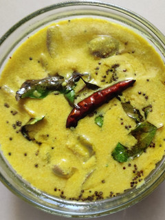 கத்தரிக்காய் மோர் குழம்பு (Brinjal buttermilk gravy) செய்முறை முக்கிய புகைப்படம்