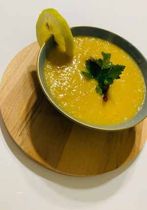صورة لوصفة شوربة العدس التقليدية